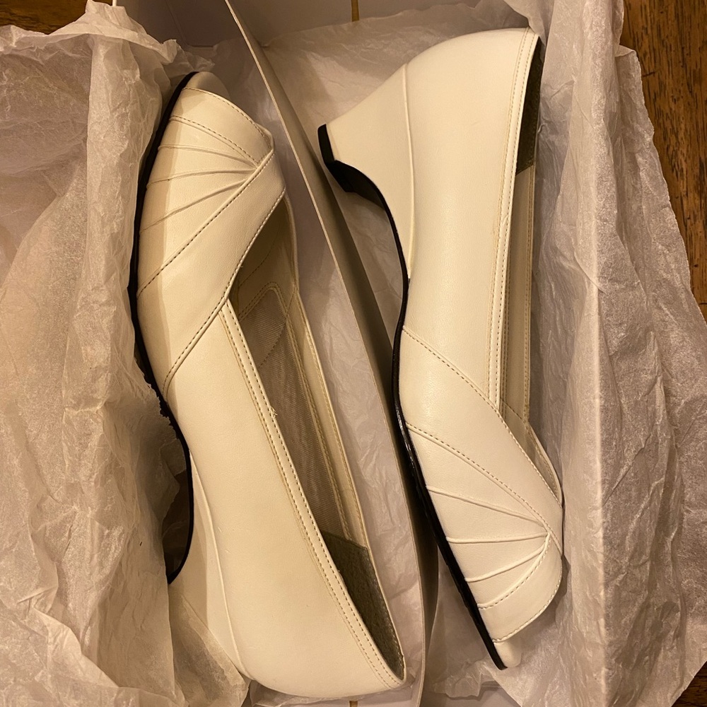 White Peep-Toe Heels by Anne Klein - Picture 6 of 8